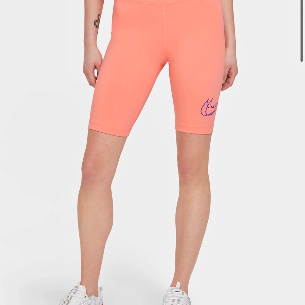 Nike Essential Bike Shorts Gym Dance “Crimson Bliss” DJ4132-693 Size S